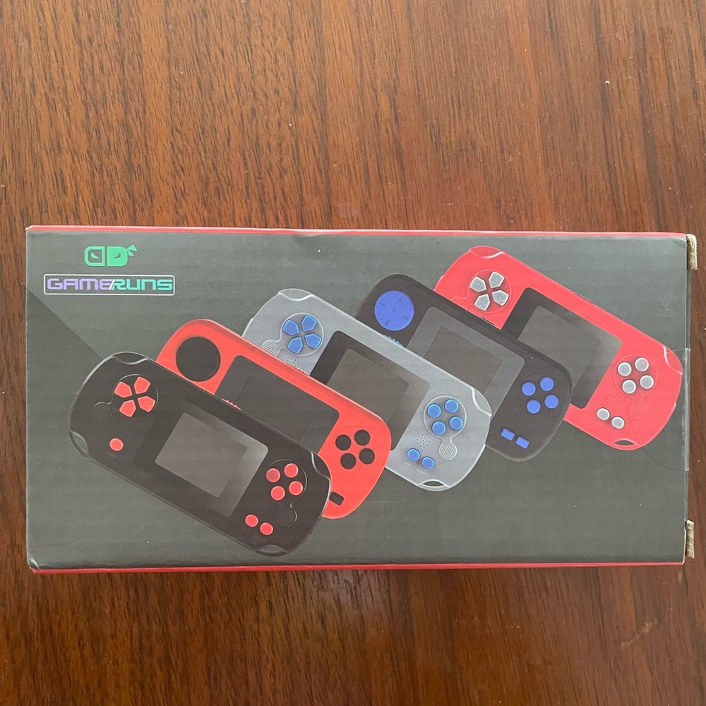 Retro Handheld Gaming Console - Picture 3 of 9